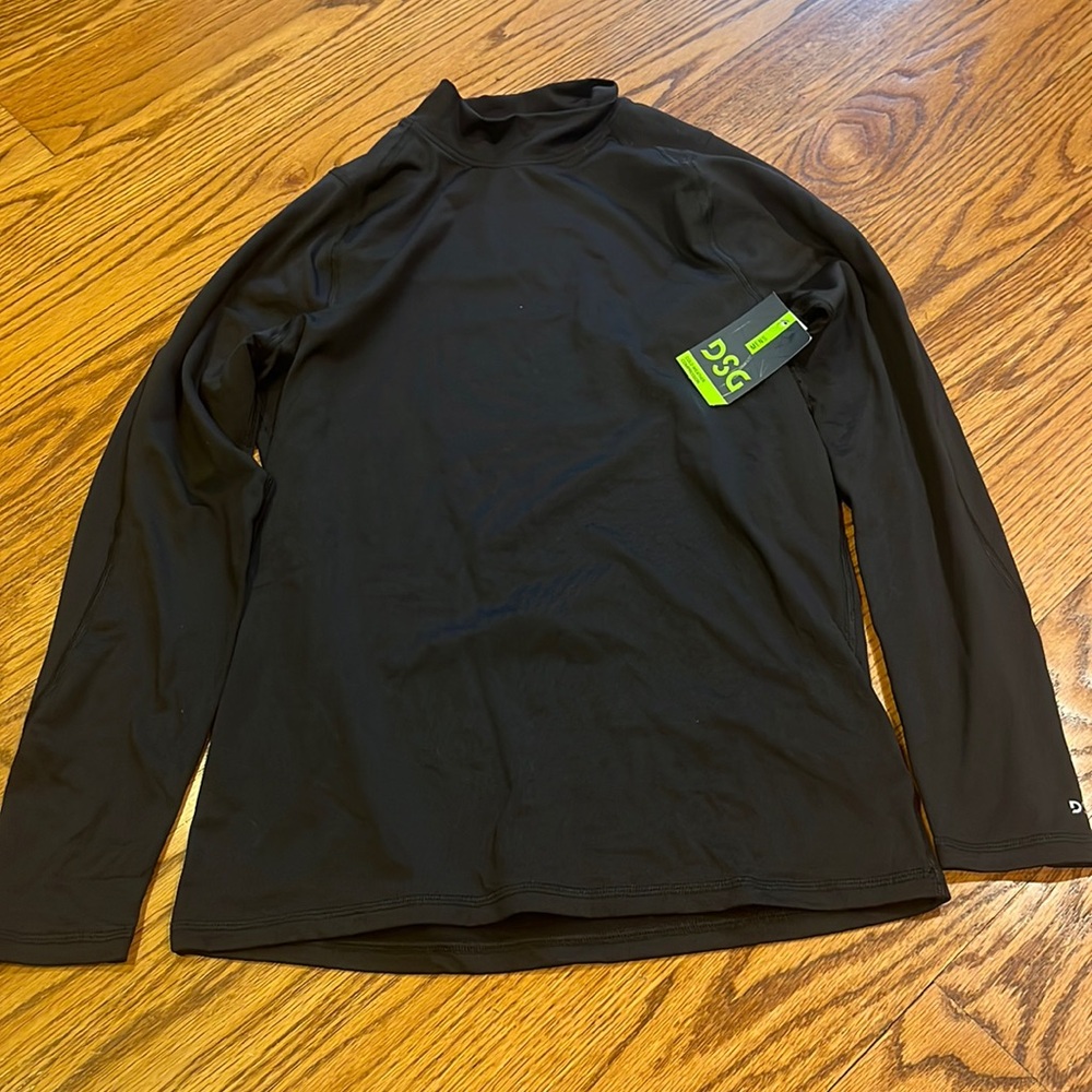 NWT DSG Men’s Black Neck Top Size M